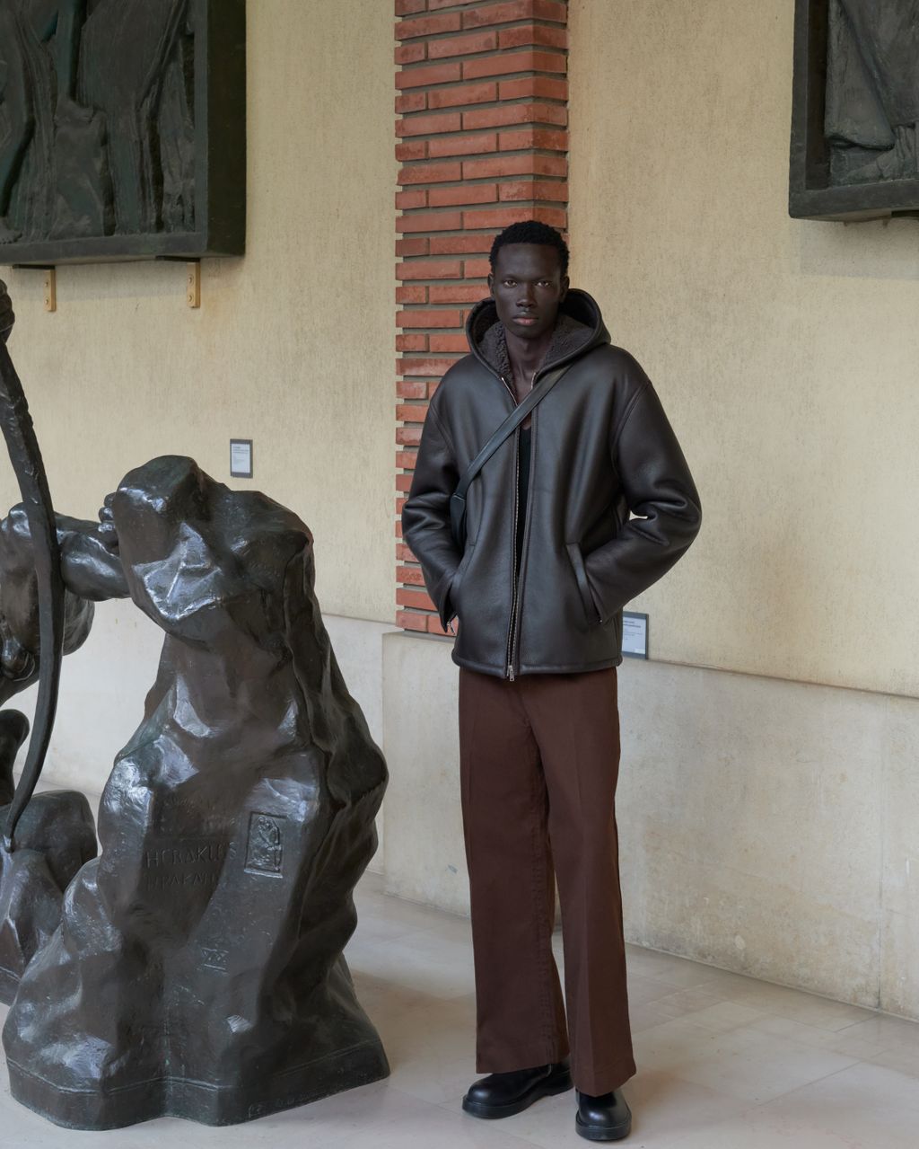 Fashion Week Paris Fall/Winter 2025 look 4 de la collection Sandro menswear