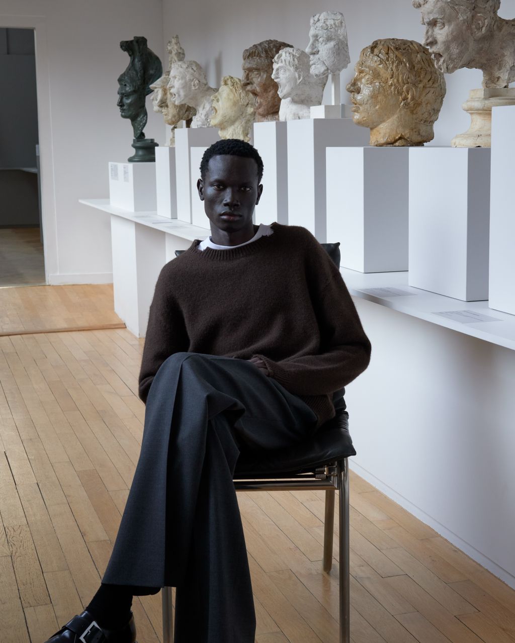 Fashion Week Paris Fall/Winter 2025 look 8 from the Sandro collection menswear