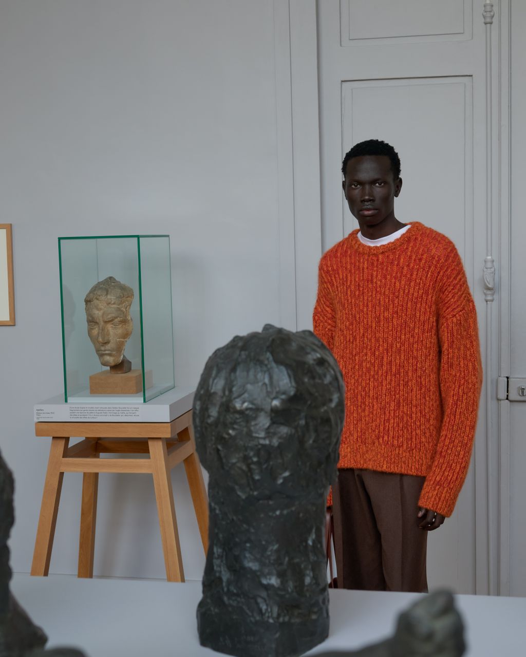 Fashion Week Paris Fall/Winter 2025 look 12 de la collection Sandro menswear