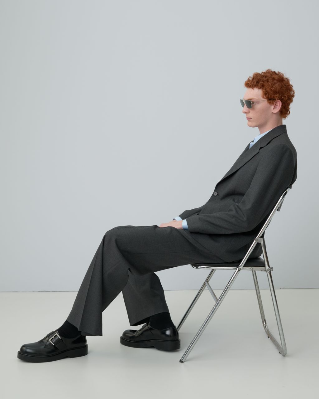 Fashion Week Paris Fall/Winter 2025 look 16 from the Sandro collection menswear