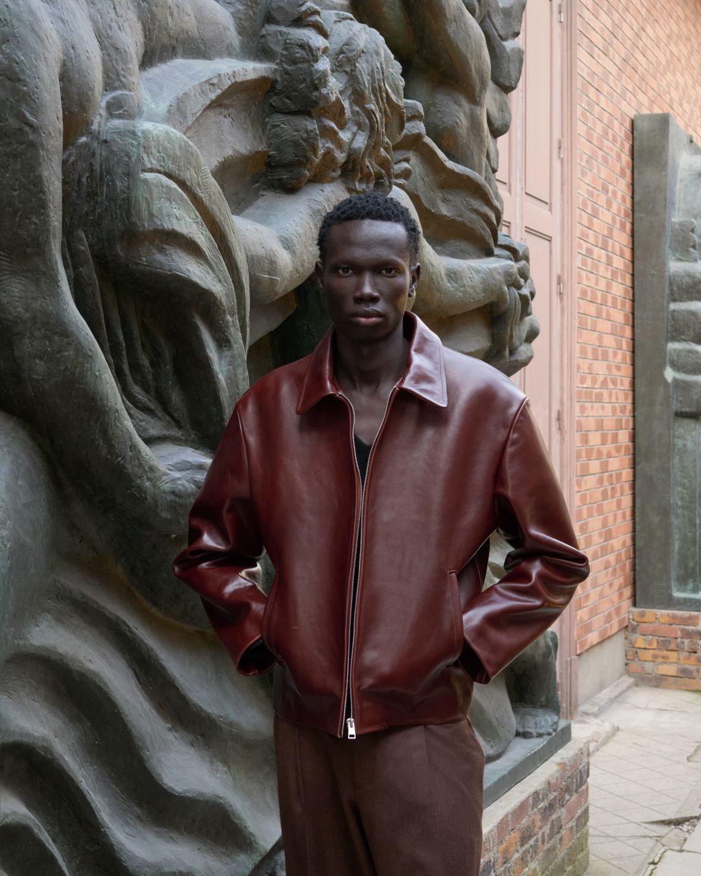 Fashion Week Paris Fall/Winter 2025 look 17 de la collection Sandro menswear