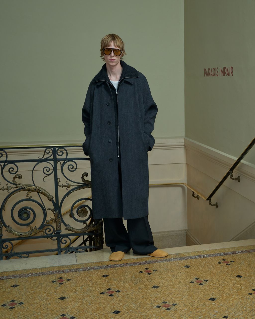 Fashion Week Paris Fall/Winter 2026 look 14 from the Sandro collection 男装