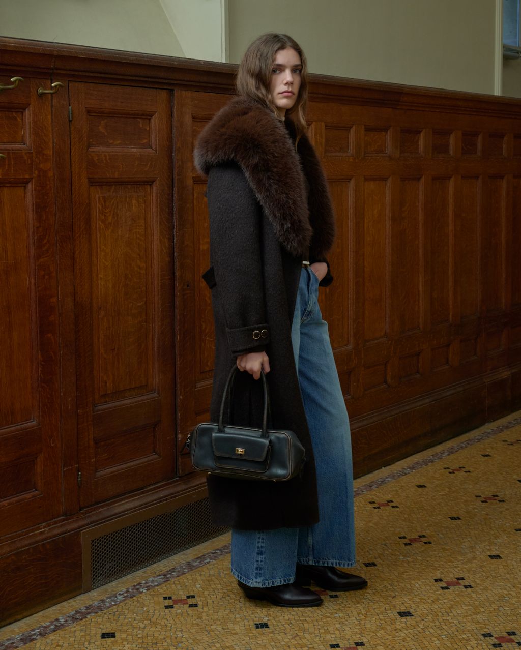 Fashion Week Paris Fall/Winter 2026 look 17 de la collection Sandro womenswear