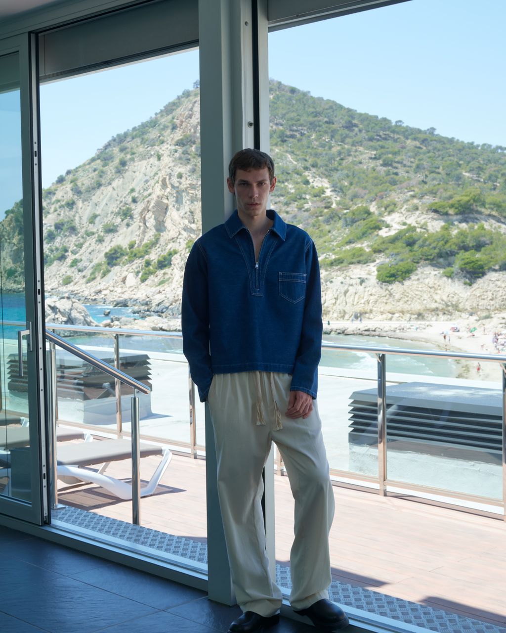 Fashion Week Paris Resort 2026 look 3 de la collection Sandro menswear