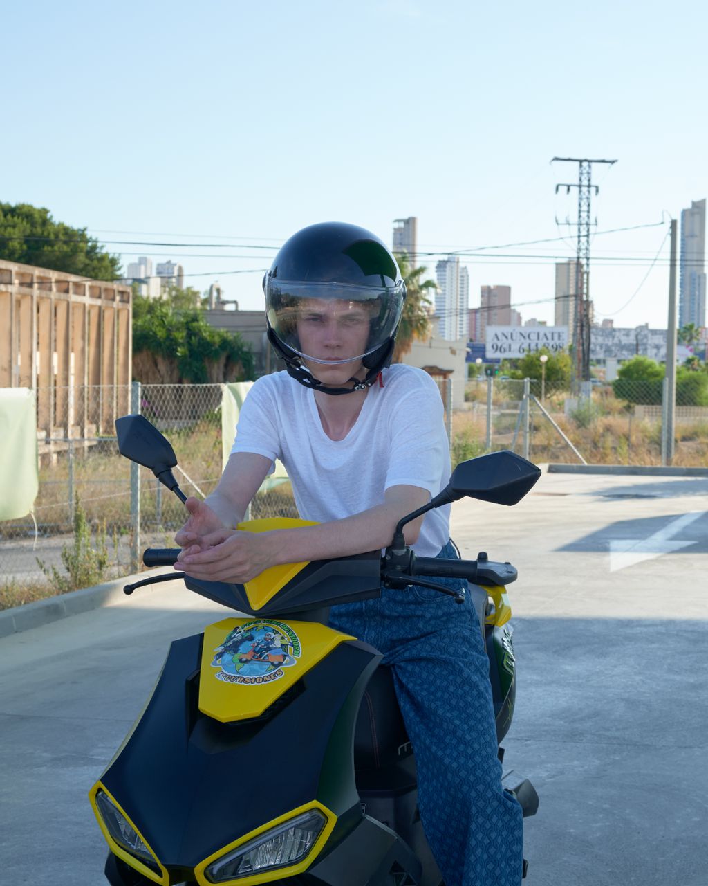 Fashion Week Paris Resort 2026 look 8 de la collection Sandro menswear