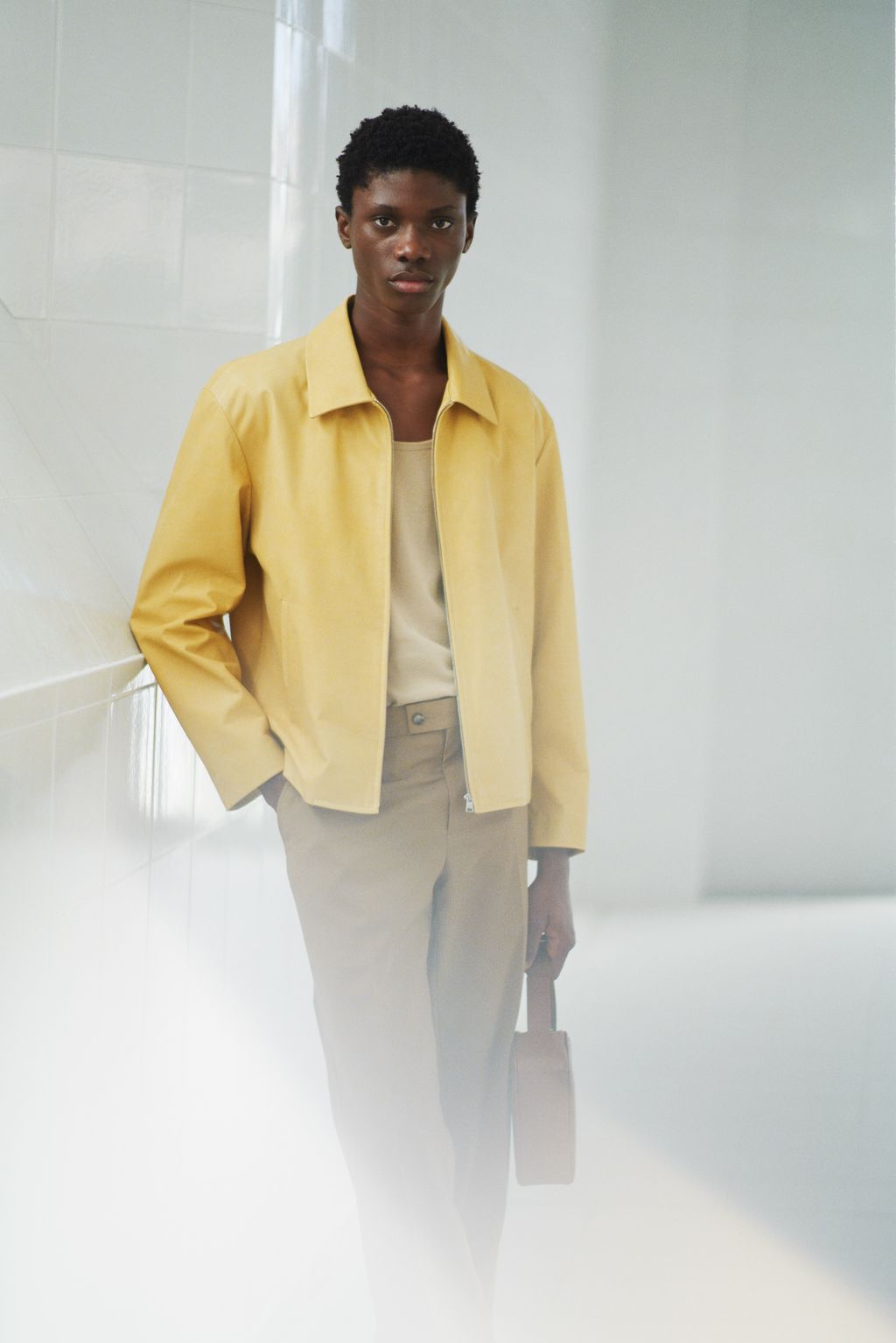 Fashion Week Paris Spring/Summer 2024 look 11 from the Sandro collection menswear