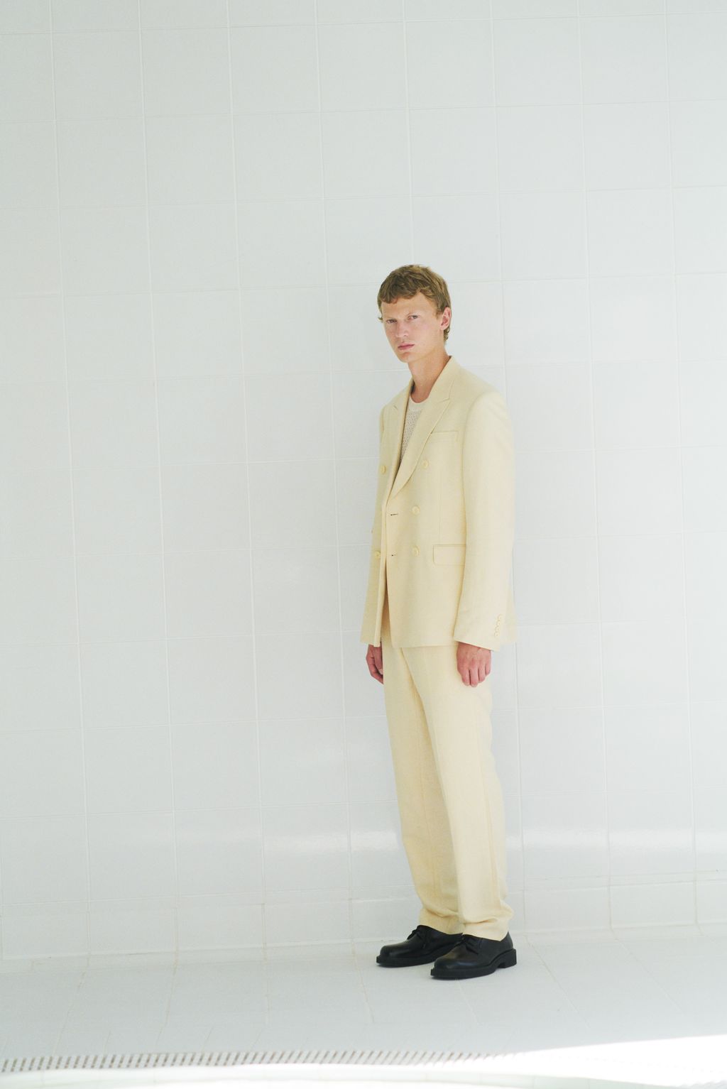 Fashion Week Paris Spring/Summer 2024 look 19 from the Sandro collection 男装