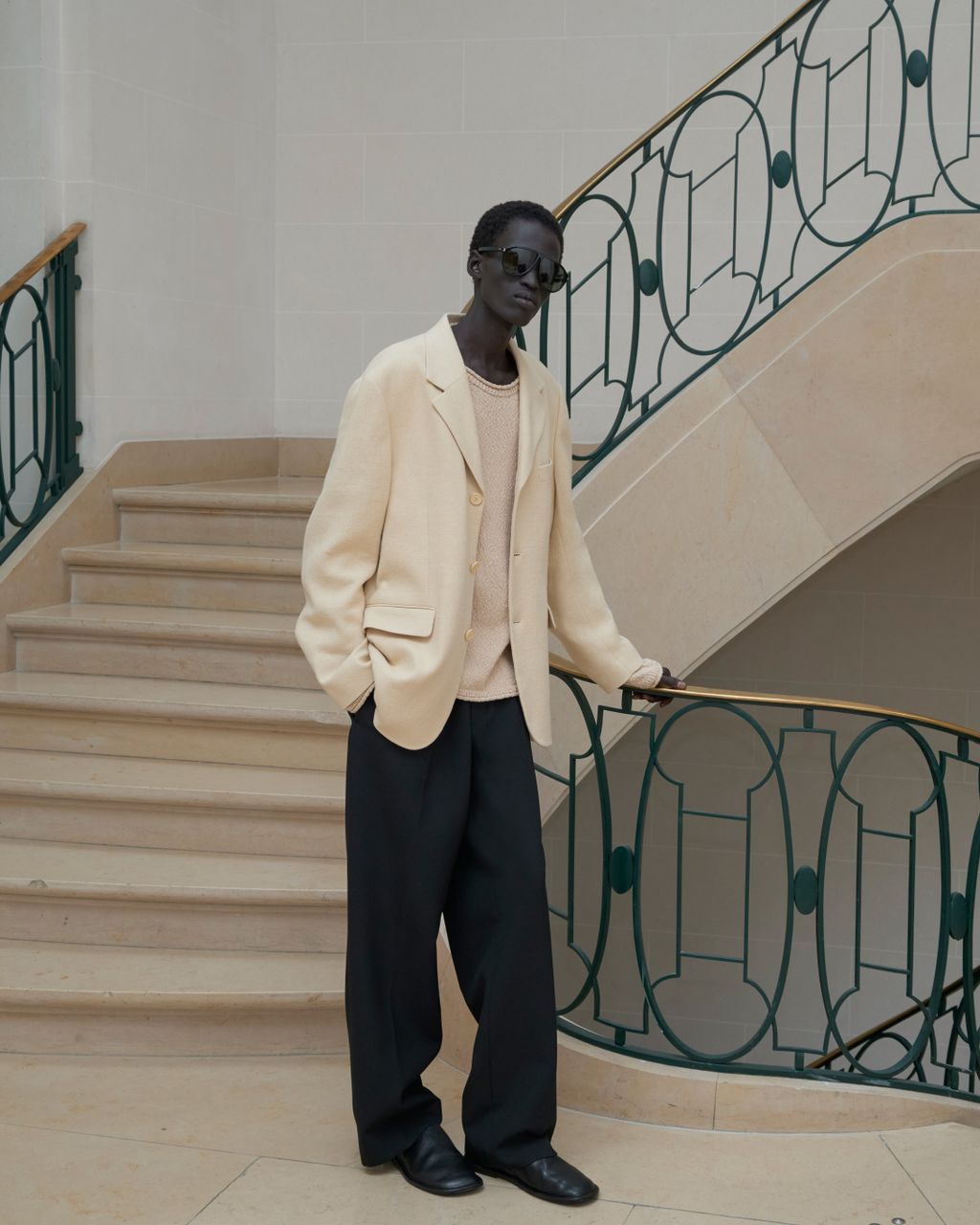 Fashion Week Paris Spring/Summer 2026 look 9 from the Sandro collection menswear