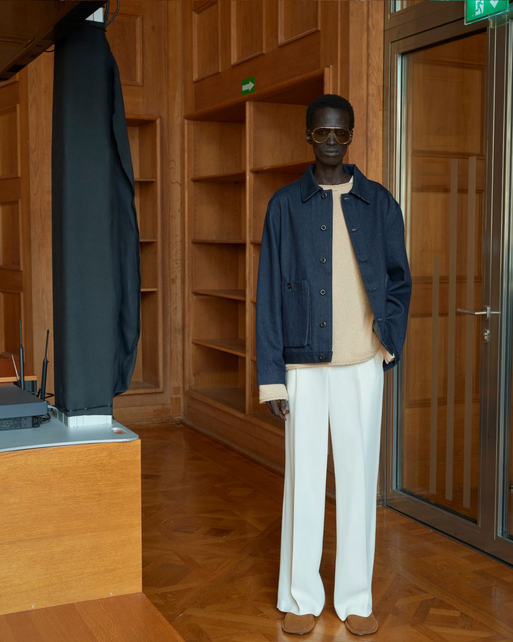 Fashion Week Paris Spring/Summer 2026 look 17 from the Sandro collection menswear