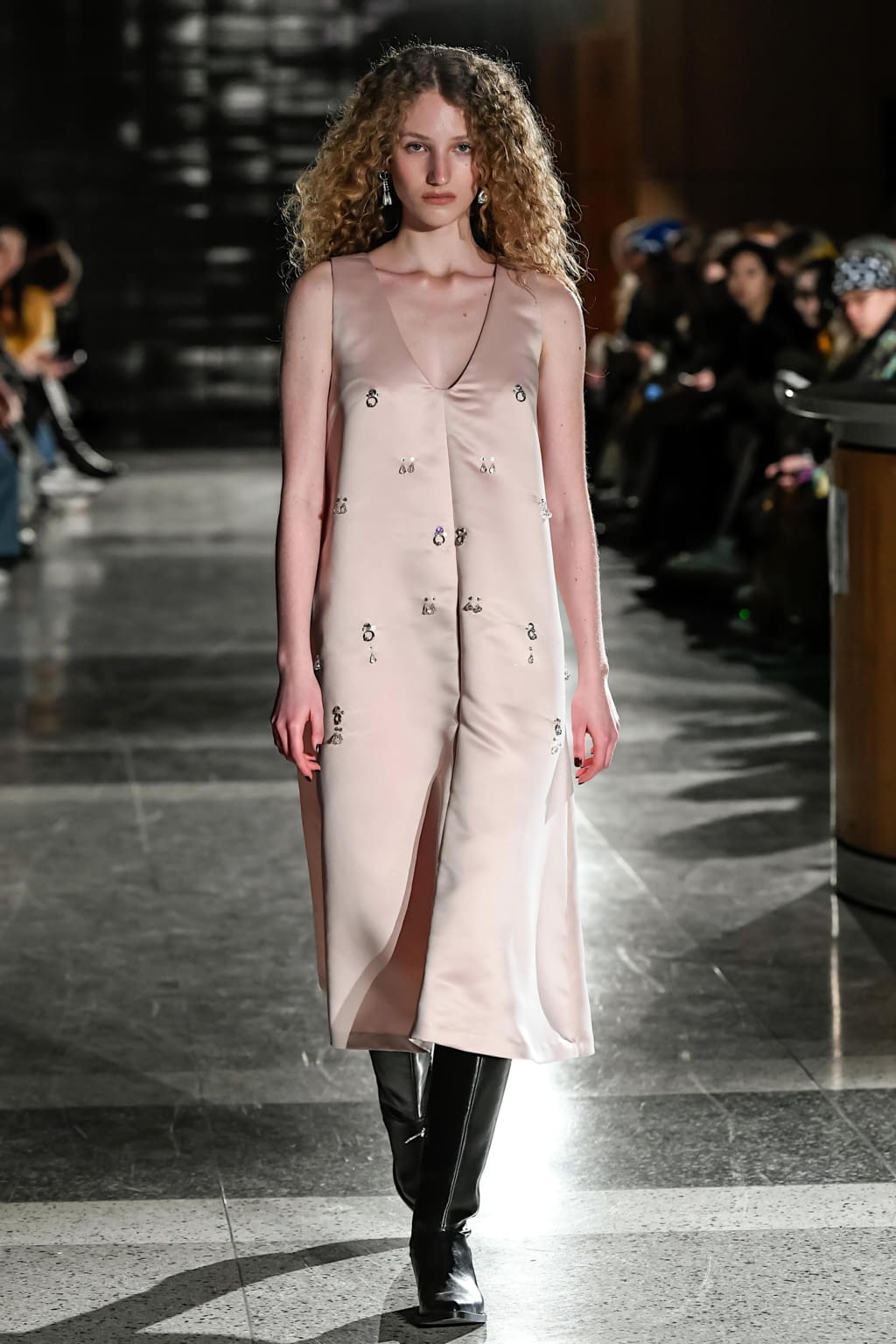 Fashion Week New York Fall/Winter 2020 look 2 from the Sandy Liang collection womenswear