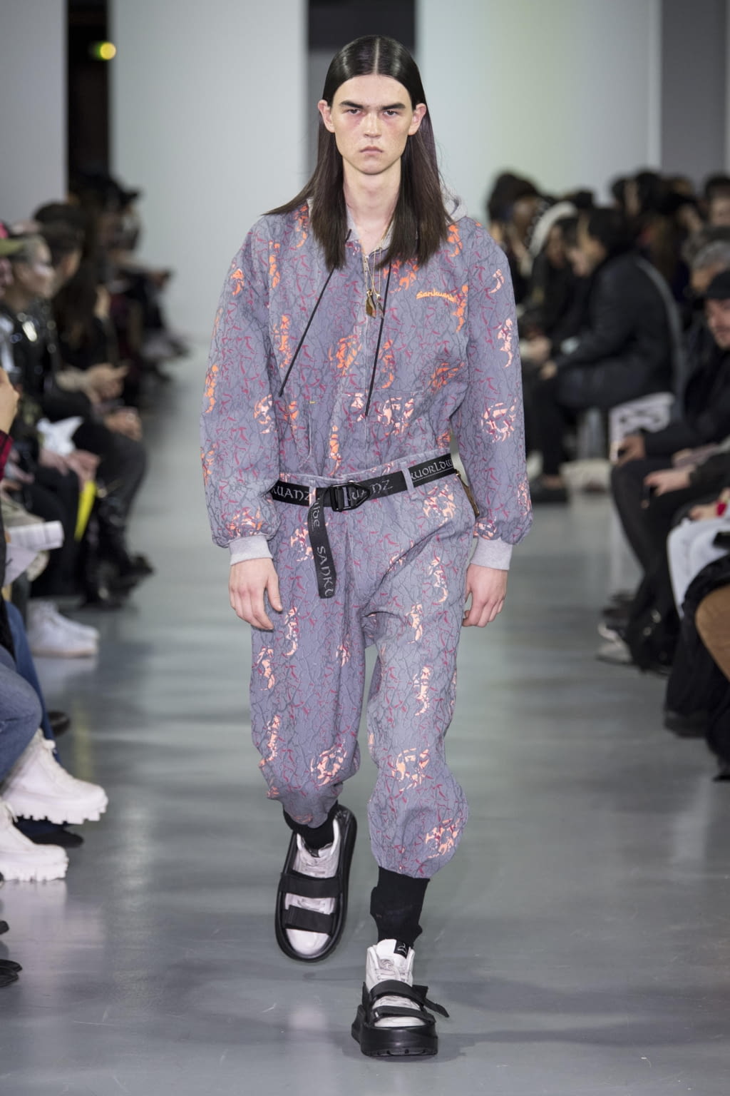 Fashion Week Paris Fall/Winter 2018 look 5 from the Sankuanz collection 男装