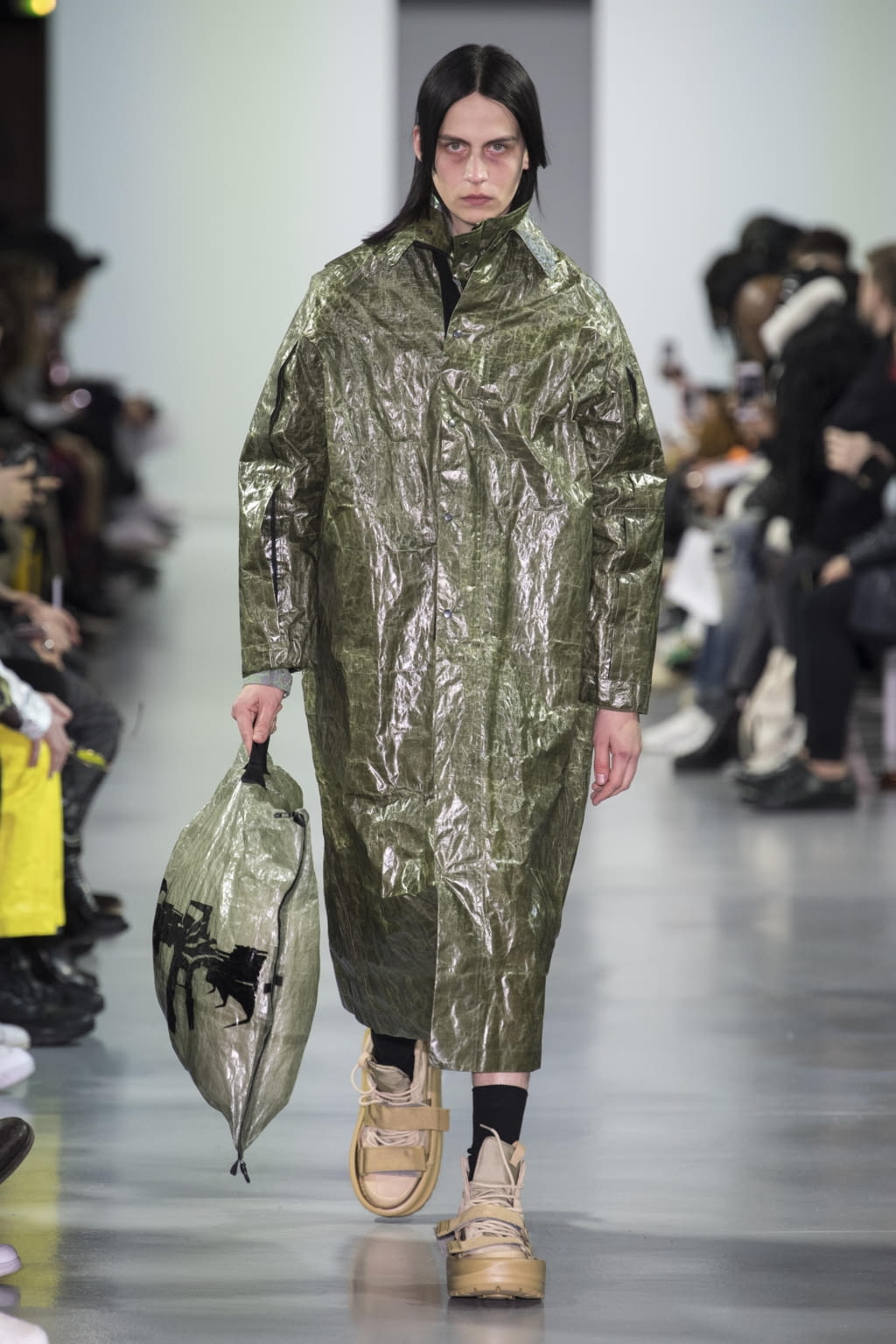 Fashion Week Paris Fall/Winter 2018 look 23 from the Sankuanz collection 男装