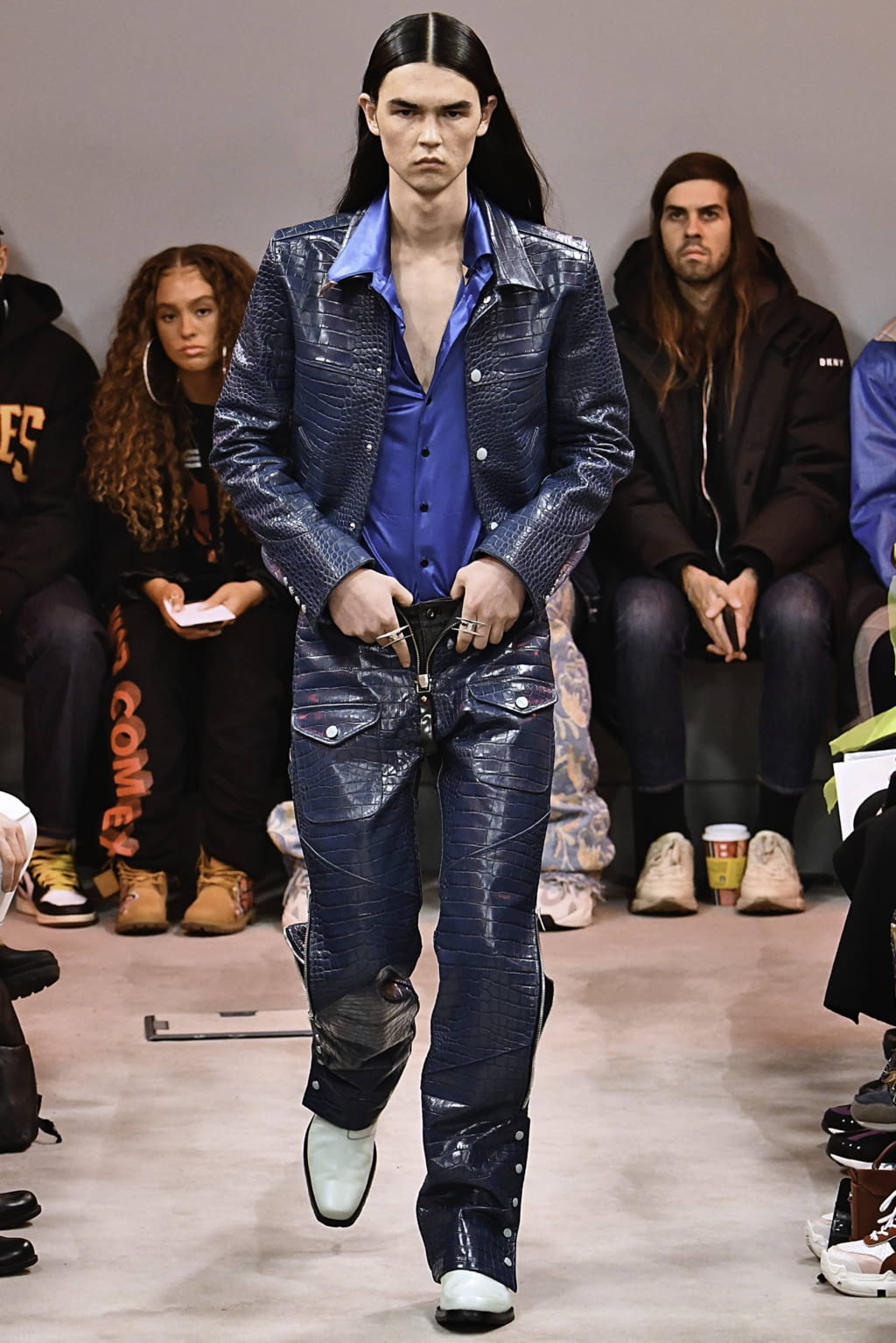 Fashion Week Paris Fall/Winter 2019 look 17 from the Sankuanz collection menswear