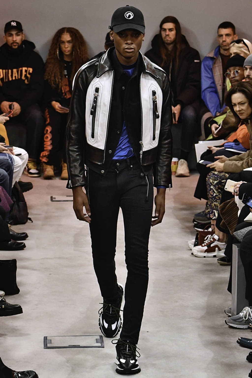 Fashion Week Paris Fall/Winter 2019 look 28 from the Sankuanz collection menswear