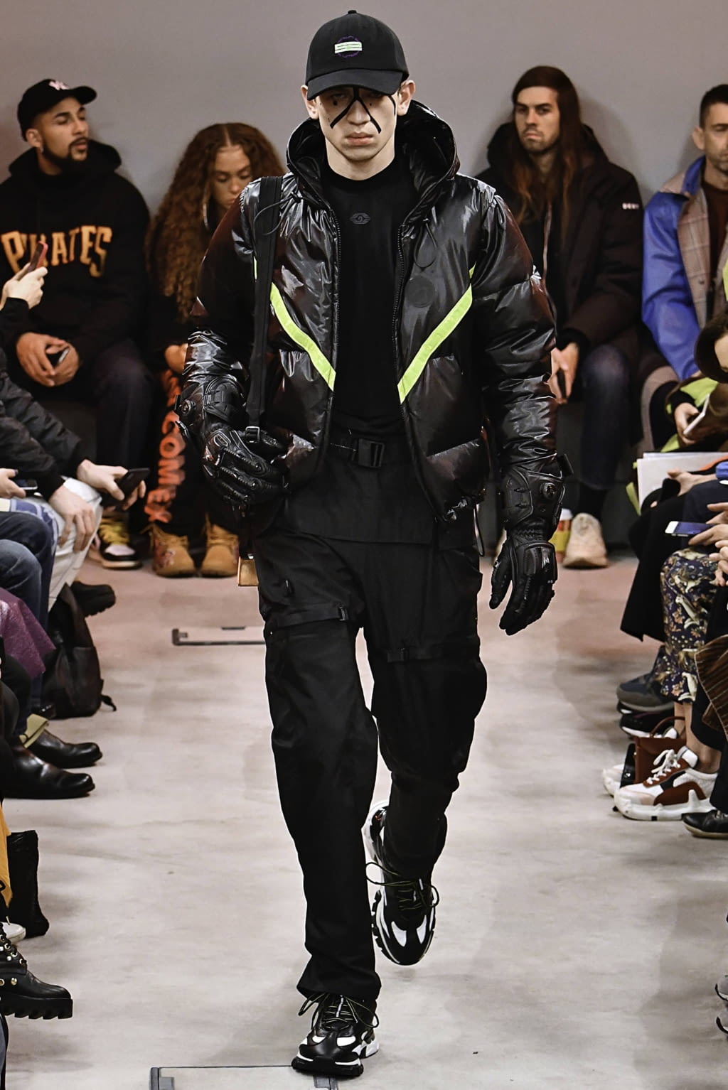 Fashion Week Paris Fall/Winter 2019 look 32 from the Sankuanz collection menswear