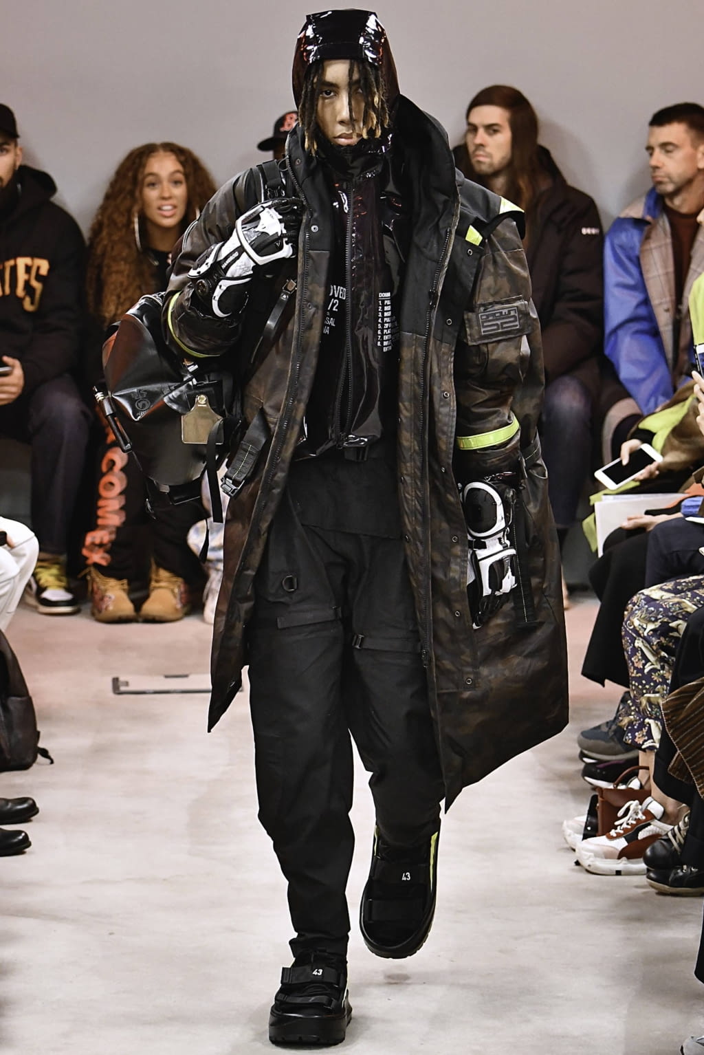 Fashion Week Paris Fall/Winter 2019 look 36 from the Sankuanz collection menswear