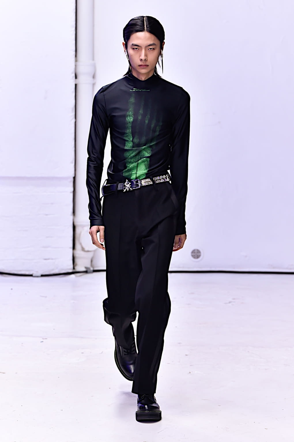 Fashion Week Paris Fall/Winter 2020 look 8 from the Sankuanz collection menswear