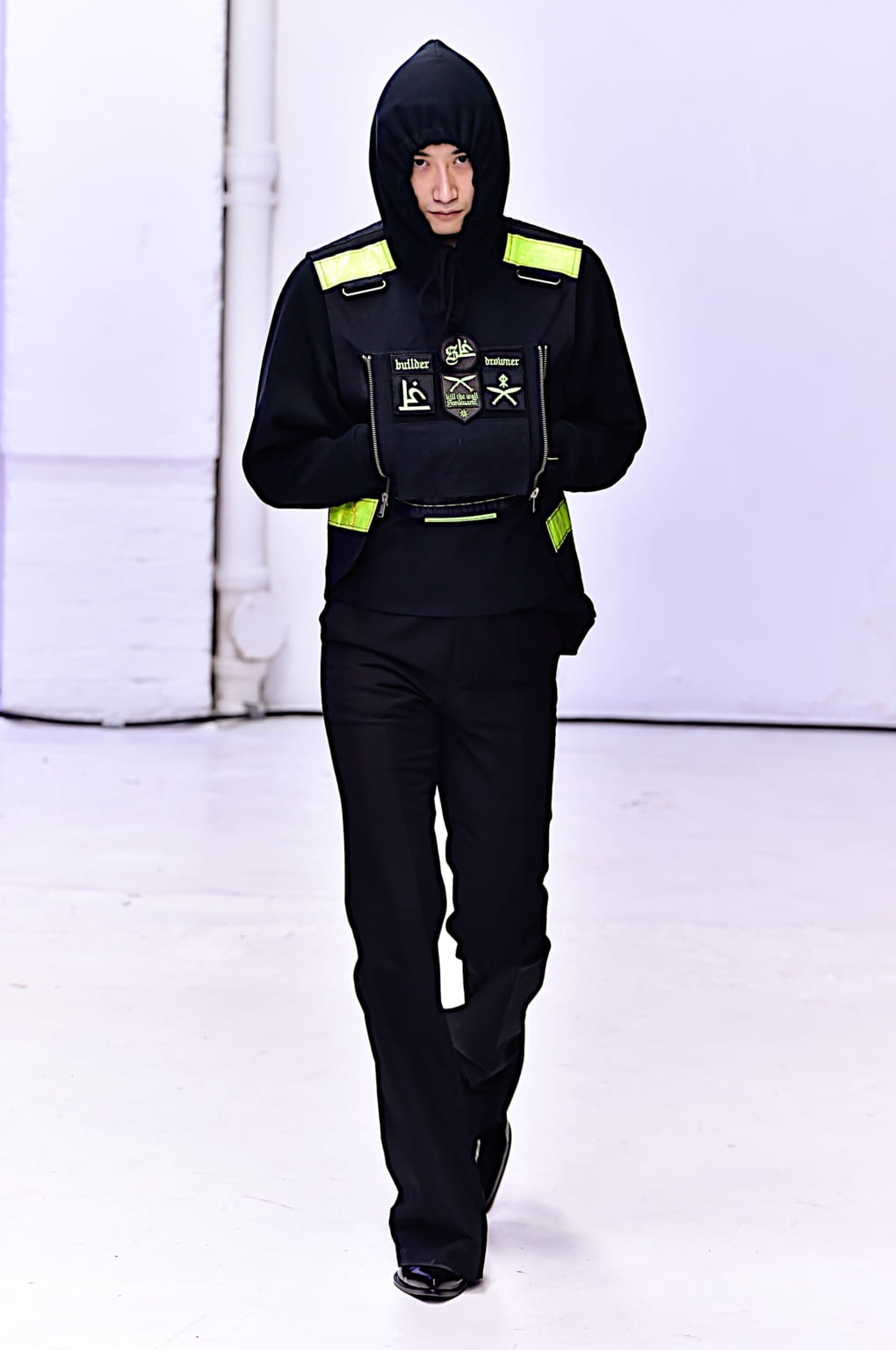 Fashion Week Paris Fall/Winter 2020 look 13 from the Sankuanz collection menswear