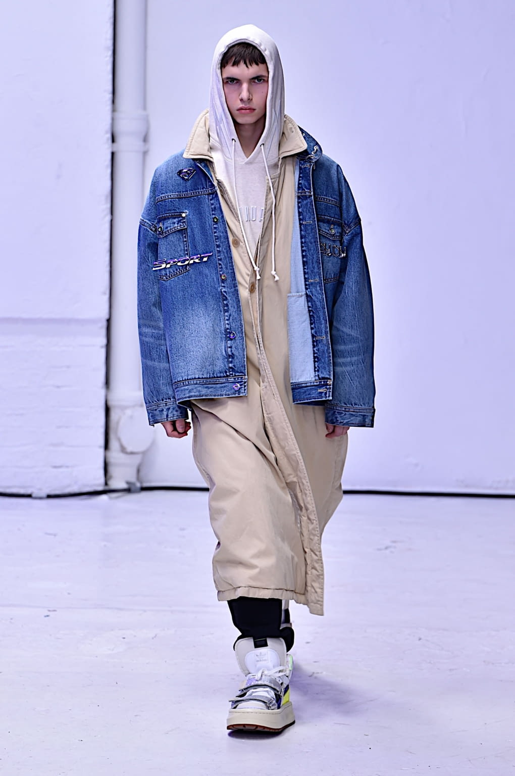 Fashion Week Paris Fall/Winter 2020 look 25 from the Sankuanz collection menswear