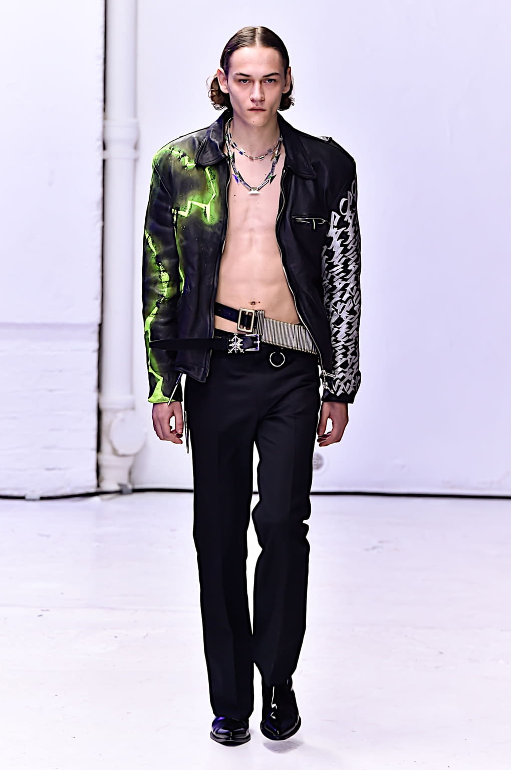 Fashion Week Paris Fall/Winter 2020 look 31 from the Sankuanz collection 男装