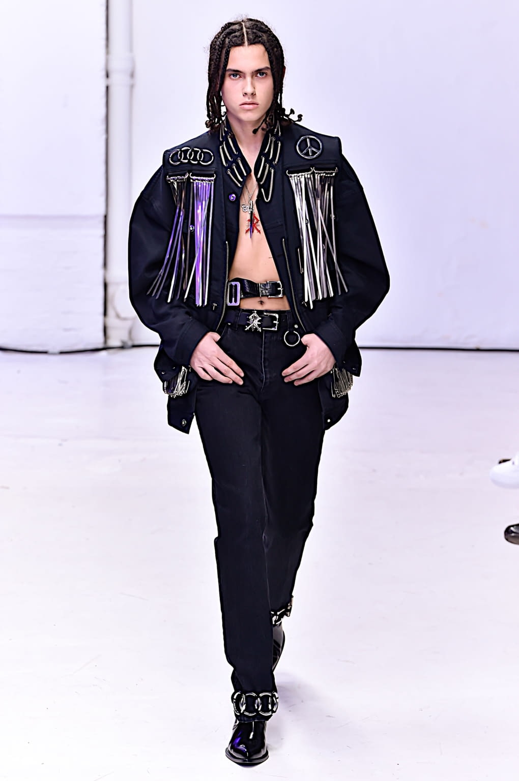 Fashion Week Paris Fall/Winter 2020 look 32 from the Sankuanz collection 男装