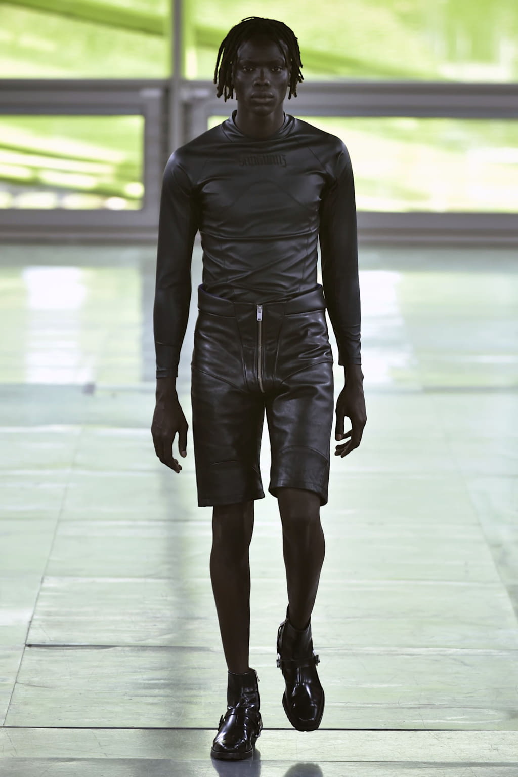 Fashion Week Paris Spring/Summer 2019 look 6 from the Sankuanz collection menswear