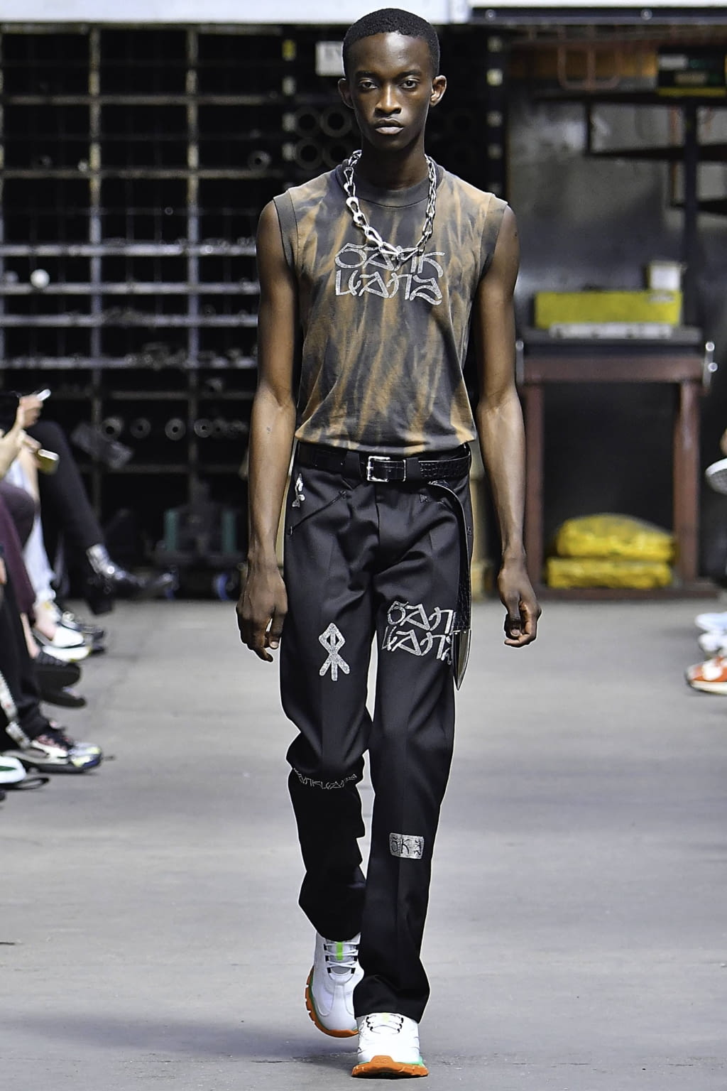 Fashion Week Paris Spring/Summer 2020 look 4 from the Sankuanz collection menswear