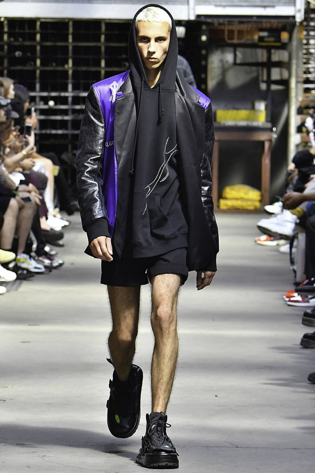 Fashion Week Paris Spring/Summer 2020 look 38 from the Sankuanz collection 男装