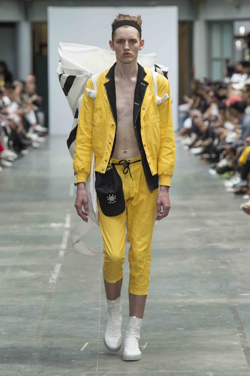 Fashion Week Paris Spring/Summer 2018 look 1 from the Sankuanz collection menswear