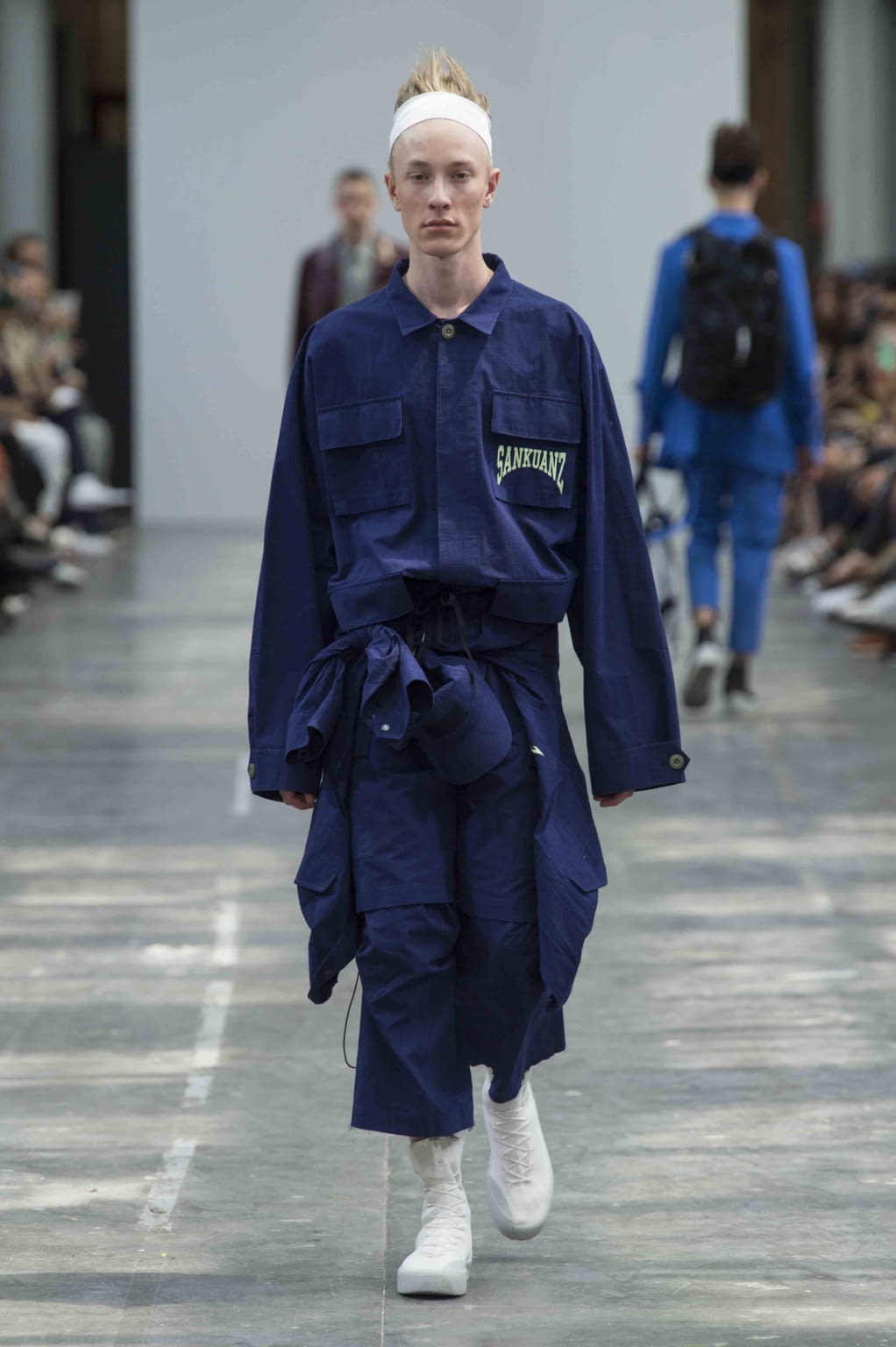 Fashion Week Paris Spring/Summer 2018 look 10 from the Sankuanz collection menswear