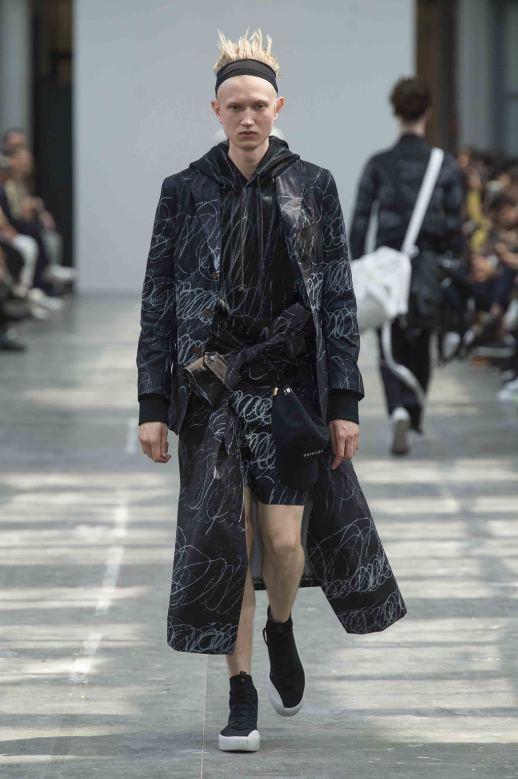 Fashion Week Paris Spring/Summer 2018 look 26 from the Sankuanz collection menswear