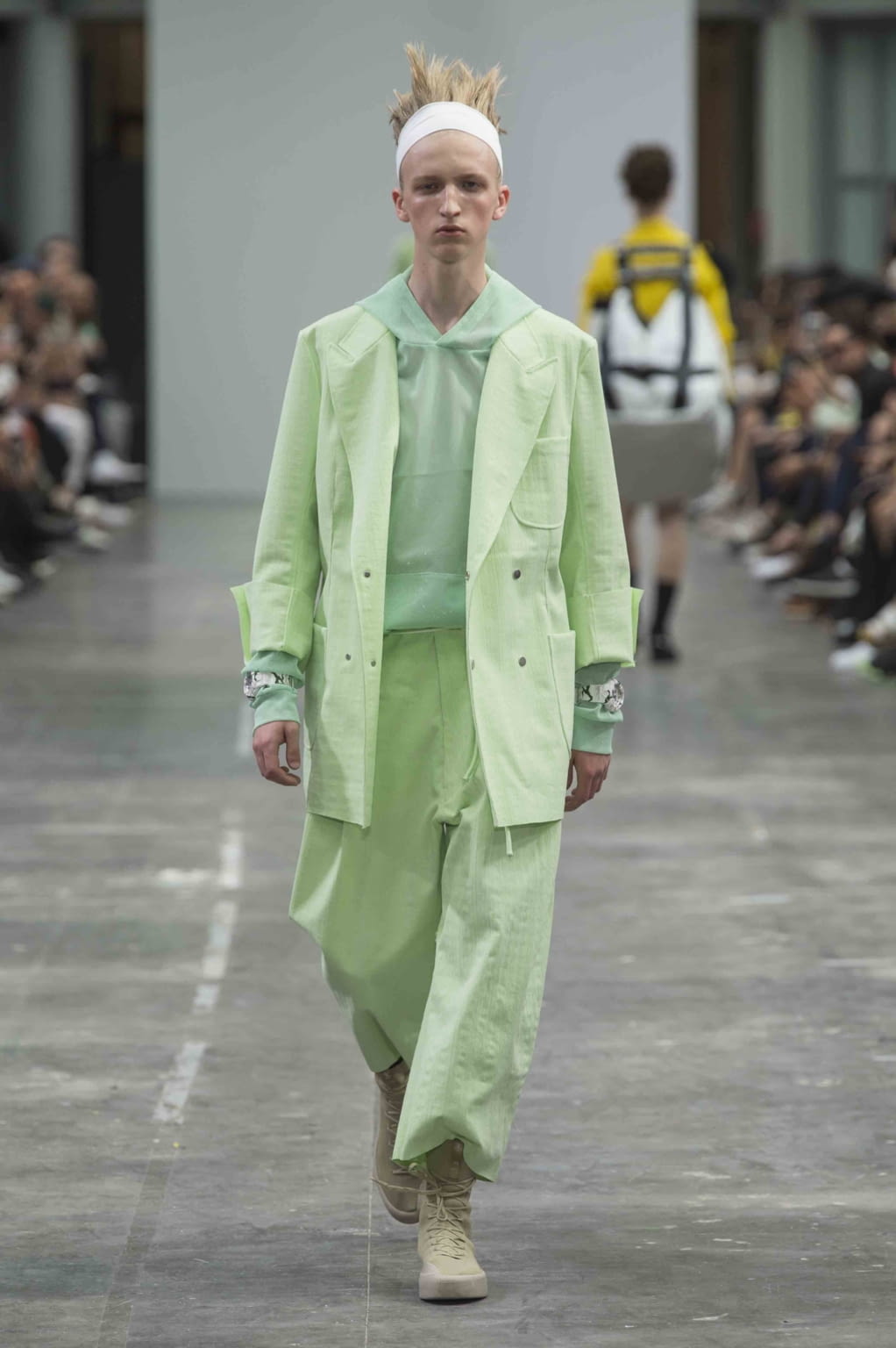 Fashion Week Paris Spring/Summer 2018 look 4 from the Sankuanz collection menswear