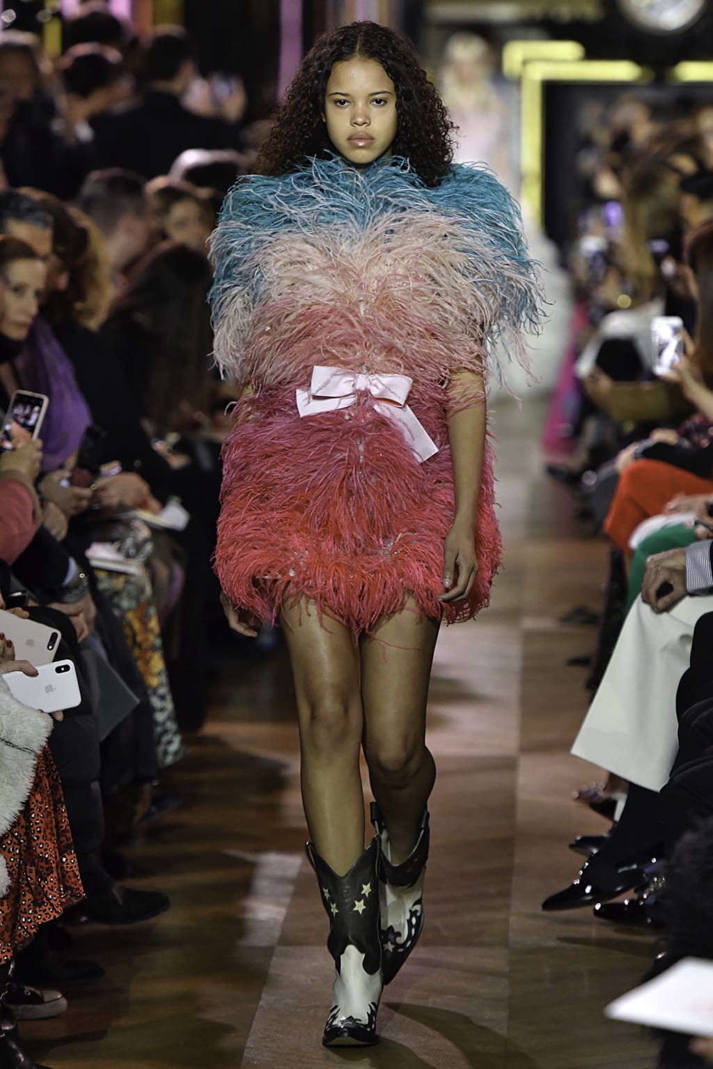 Fashion Week Paris Spring/Summer 2019 look 3 de la collection Schiaparelli couture