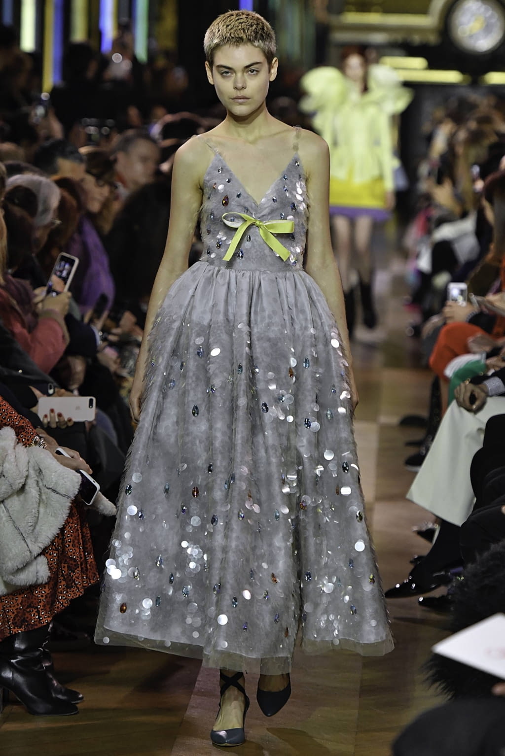 Fashion Week Paris Spring/Summer 2019 look 15 de la collection Schiaparelli couture