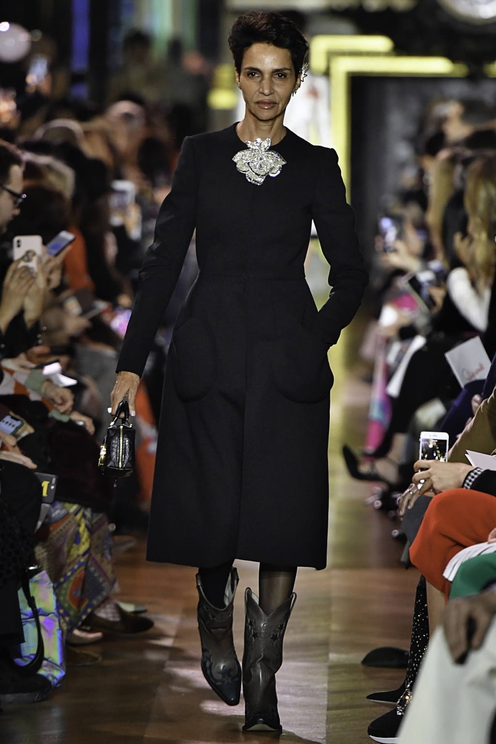 Fashion Week Paris Spring/Summer 2019 look 30 from the Schiaparelli collection 高级定制