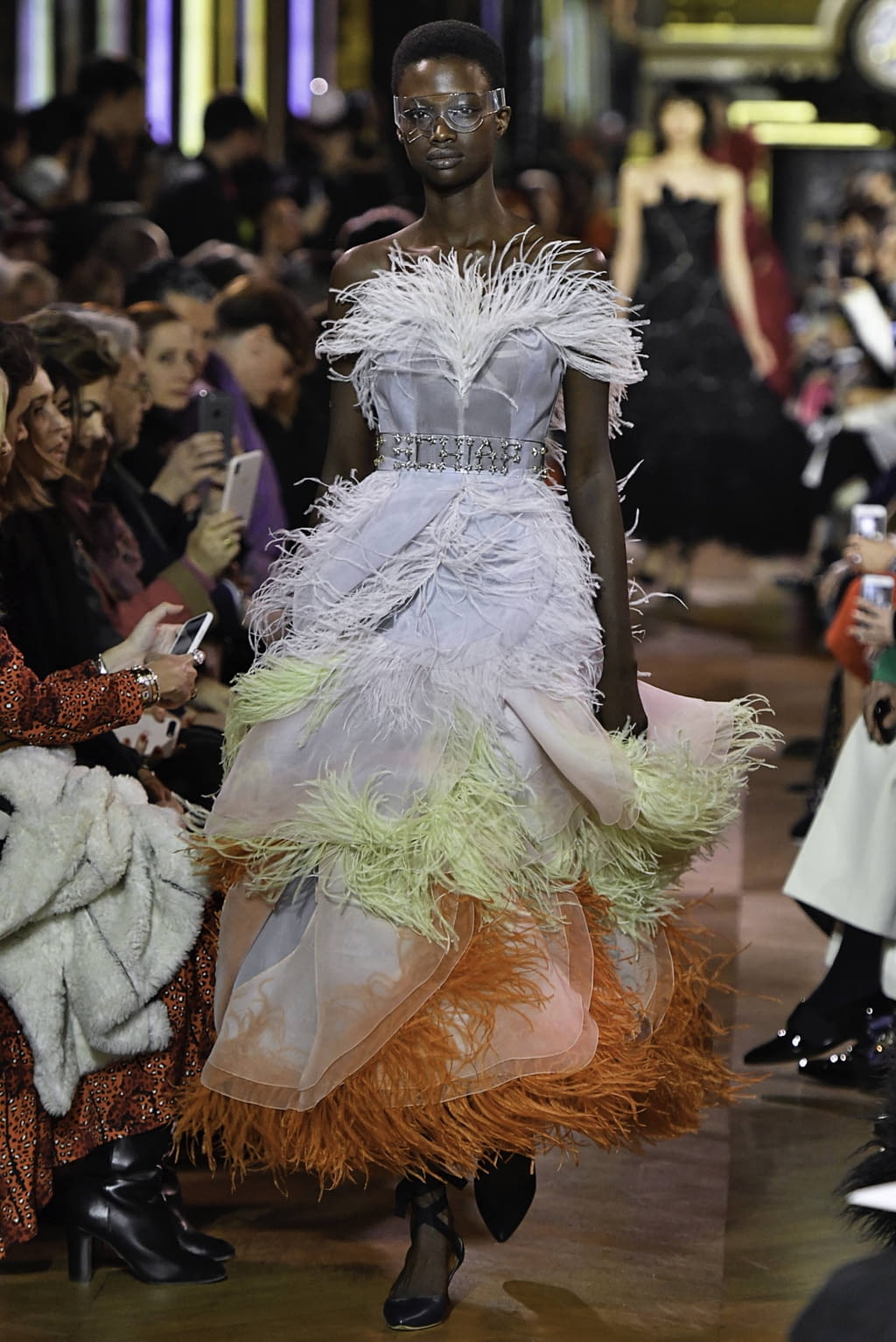 Fashion Week Paris Spring/Summer 2019 look 33 de la collection Schiaparelli couture