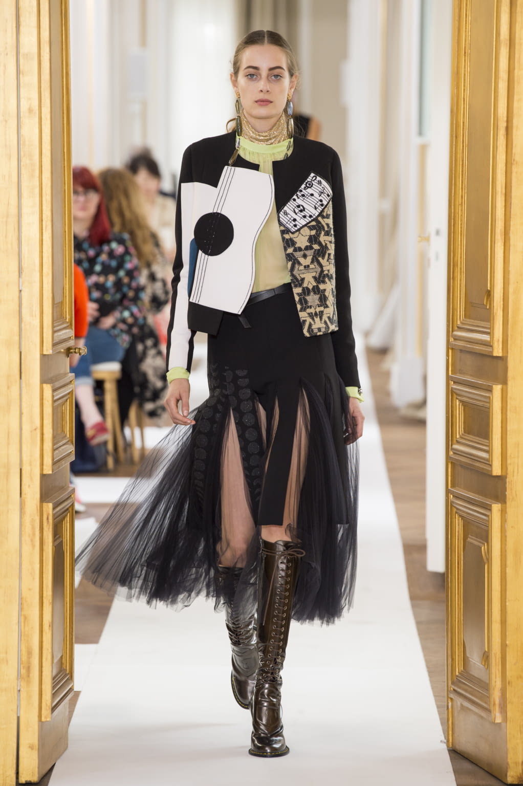 Fashion Week Paris Fall/Winter 2017 look 8 de la collection Schiaparelli couture