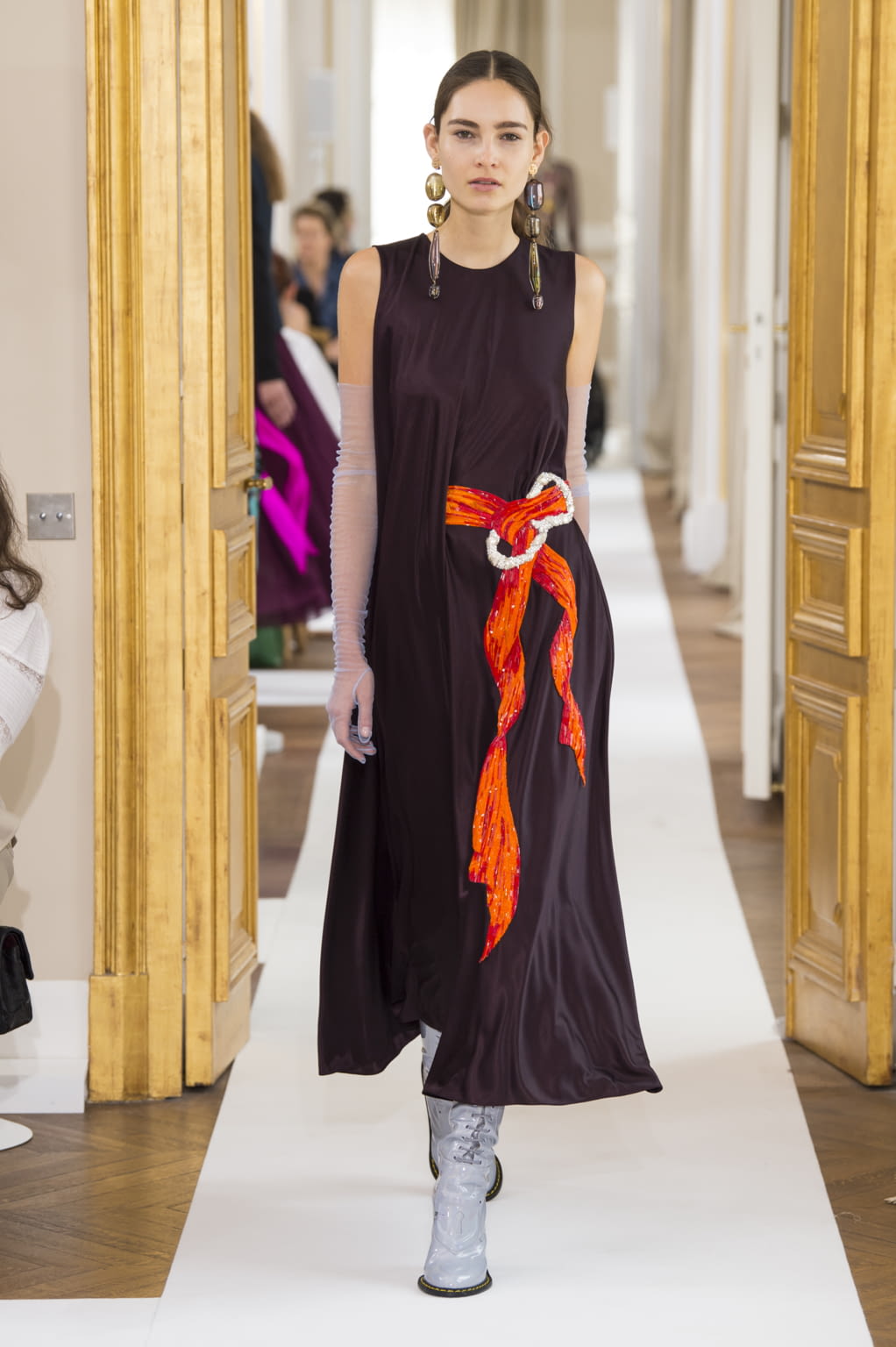 Fashion Week Paris Fall/Winter 2017 look 18 from the Schiaparelli collection couture