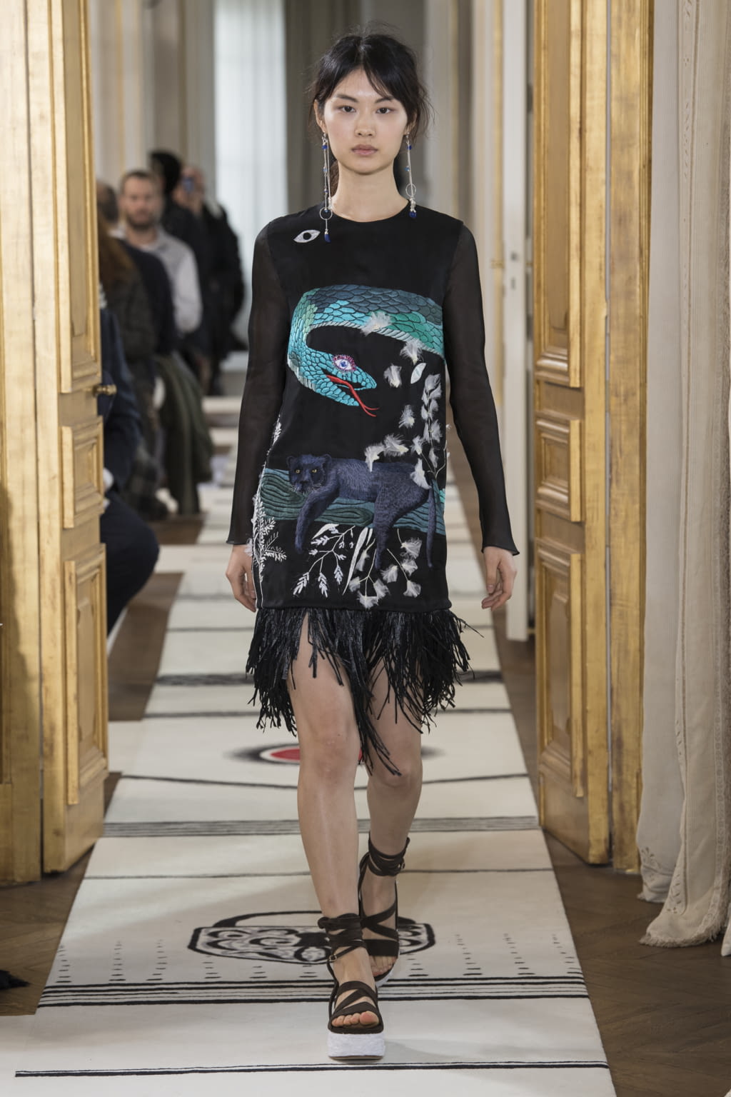 Fashion Week Paris Spring/Summer 2018 look 9 from the Schiaparelli collection 高级定制