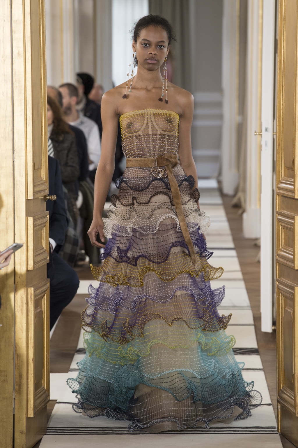 Fashion Week Paris Spring/Summer 2018 look 23 de la collection Schiaparelli couture