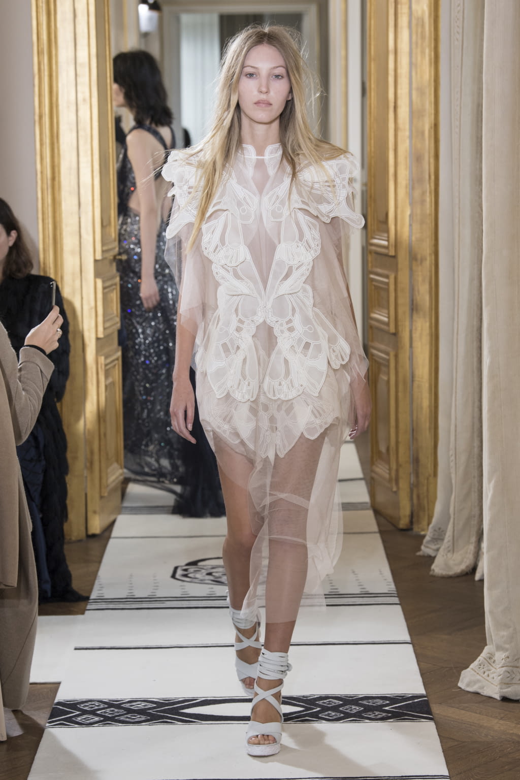 Fashion Week Paris Spring/Summer 2018 look 39 de la collection Schiaparelli couture