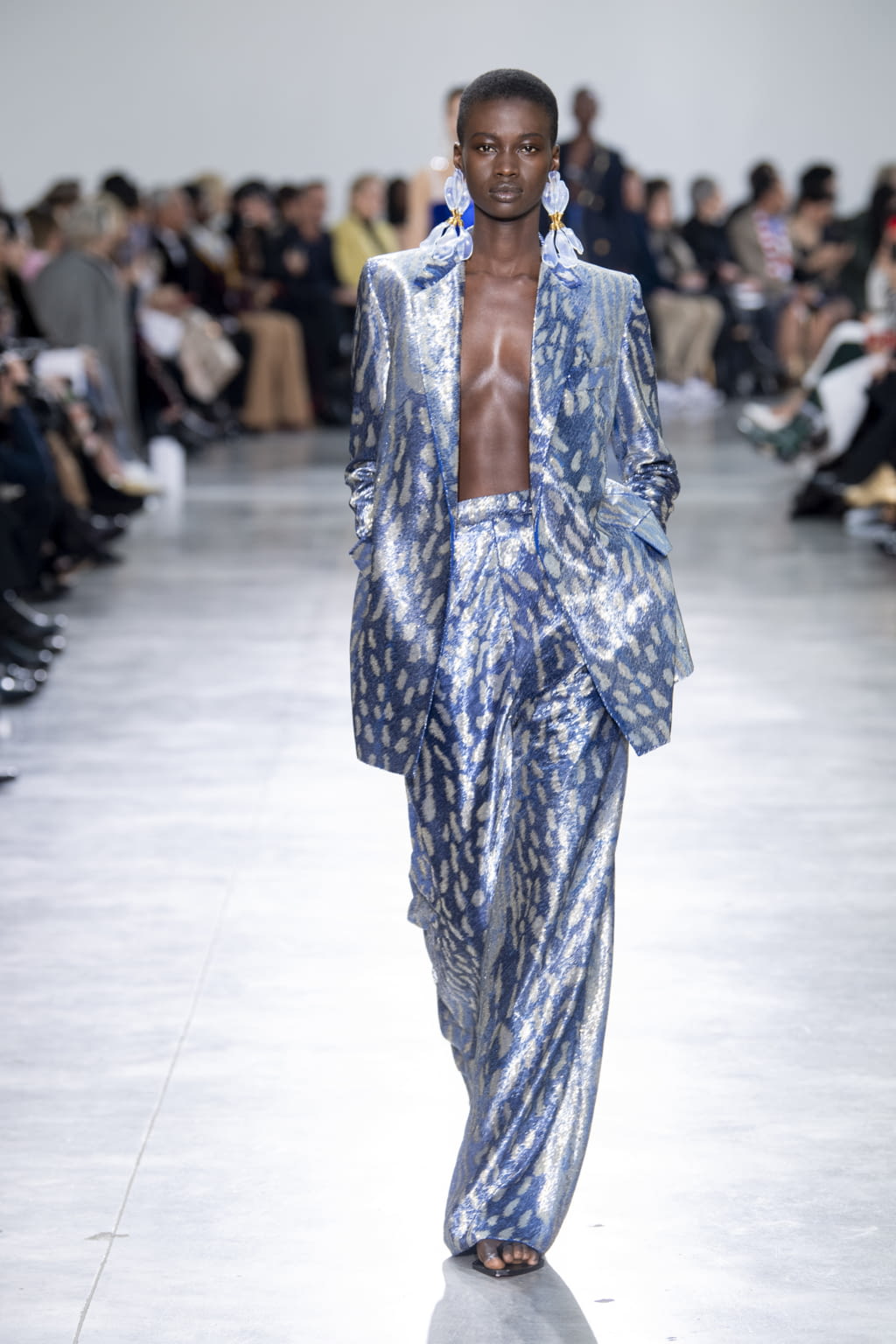 Fashion Week Paris Spring/Summer 2020 look 24 de la collection Schiaparelli couture