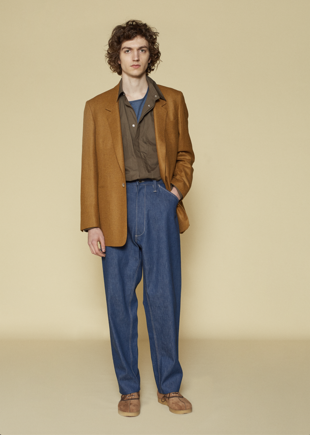 Fashion Week London Fall/Winter 2017 look 6 from the E. Tautz collection menswear