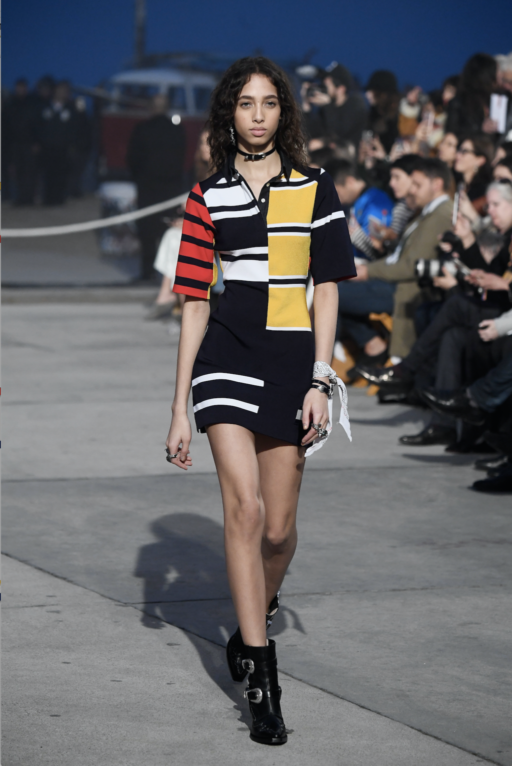 Fashion Week New York Spring/Summer 2017 look 3 from the Tommy Hilfiger collection womenswear