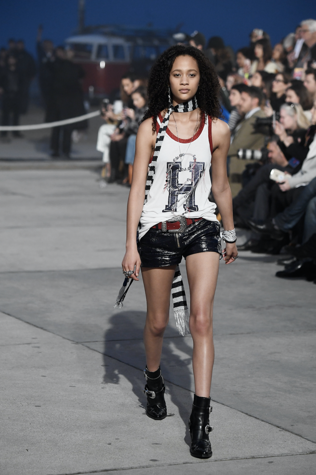 Fashion Week New York Spring/Summer 2017 look 6 from the Tommy Hilfiger collection womenswear