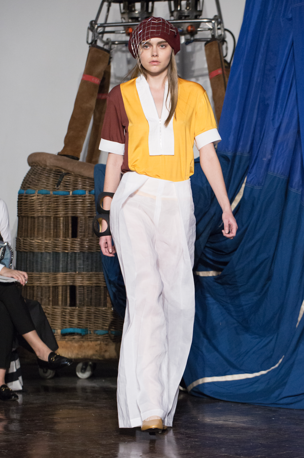 Fashion Week Paris Spring/Summer 2018 look 18 from the Mazarine collection 女装