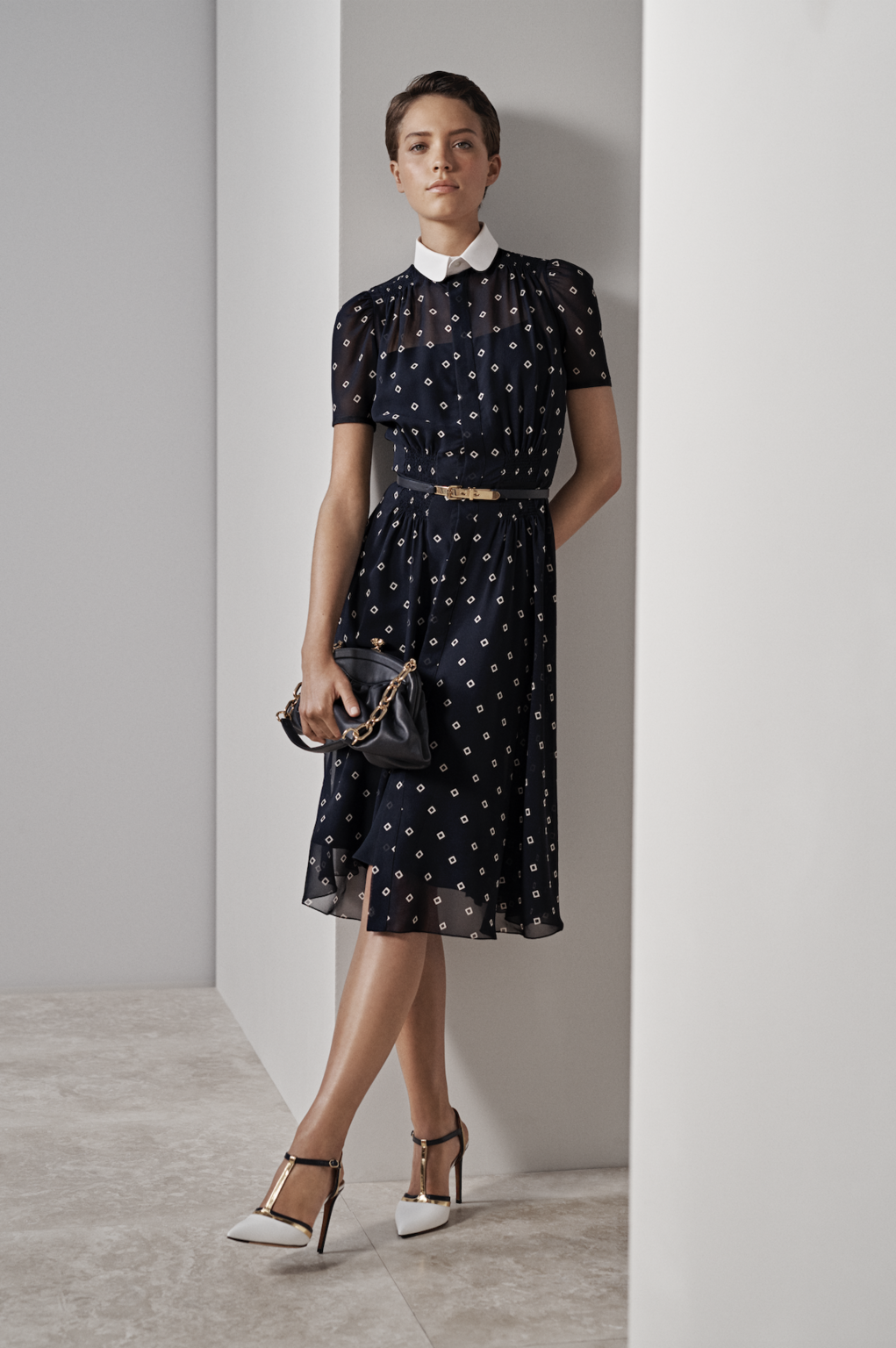 Fashion Week New York Resort 2019 look 1 from the Ralph Lauren collection womenswear