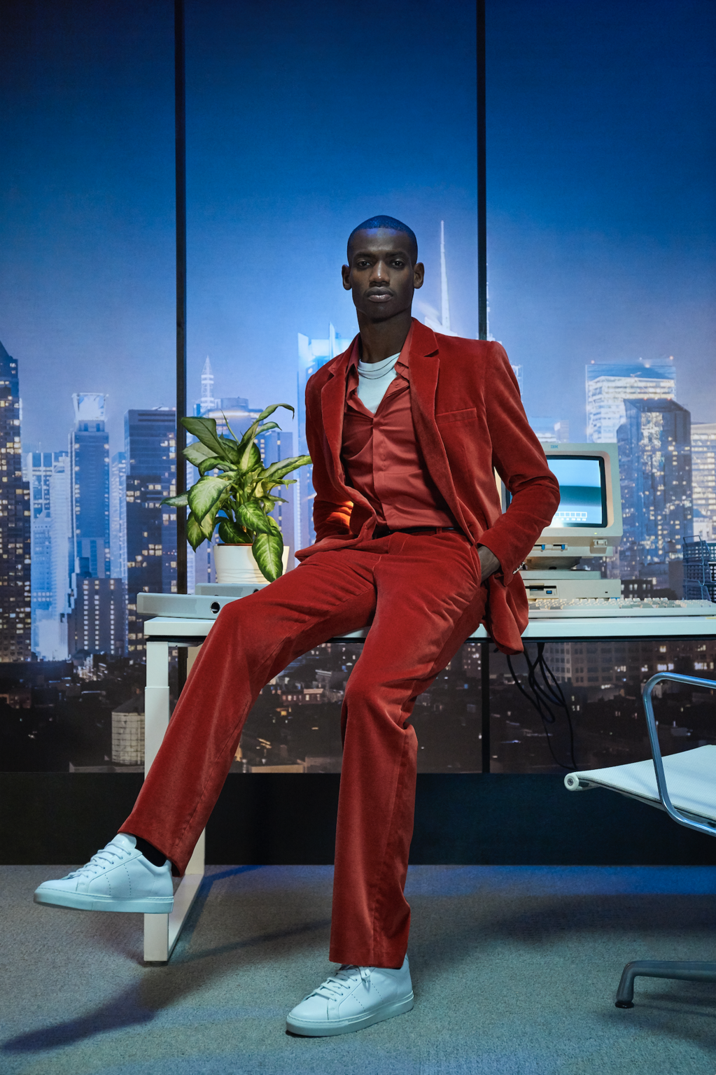 Fashion Week Paris Fall/Winter 2019 look 32 from the M.X PARIS collection menswear