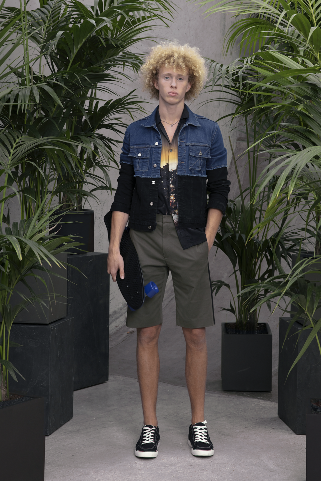 Fashion Week Paris Spring/Summer 2019 look 12 from the M.X PARIS collection menswear