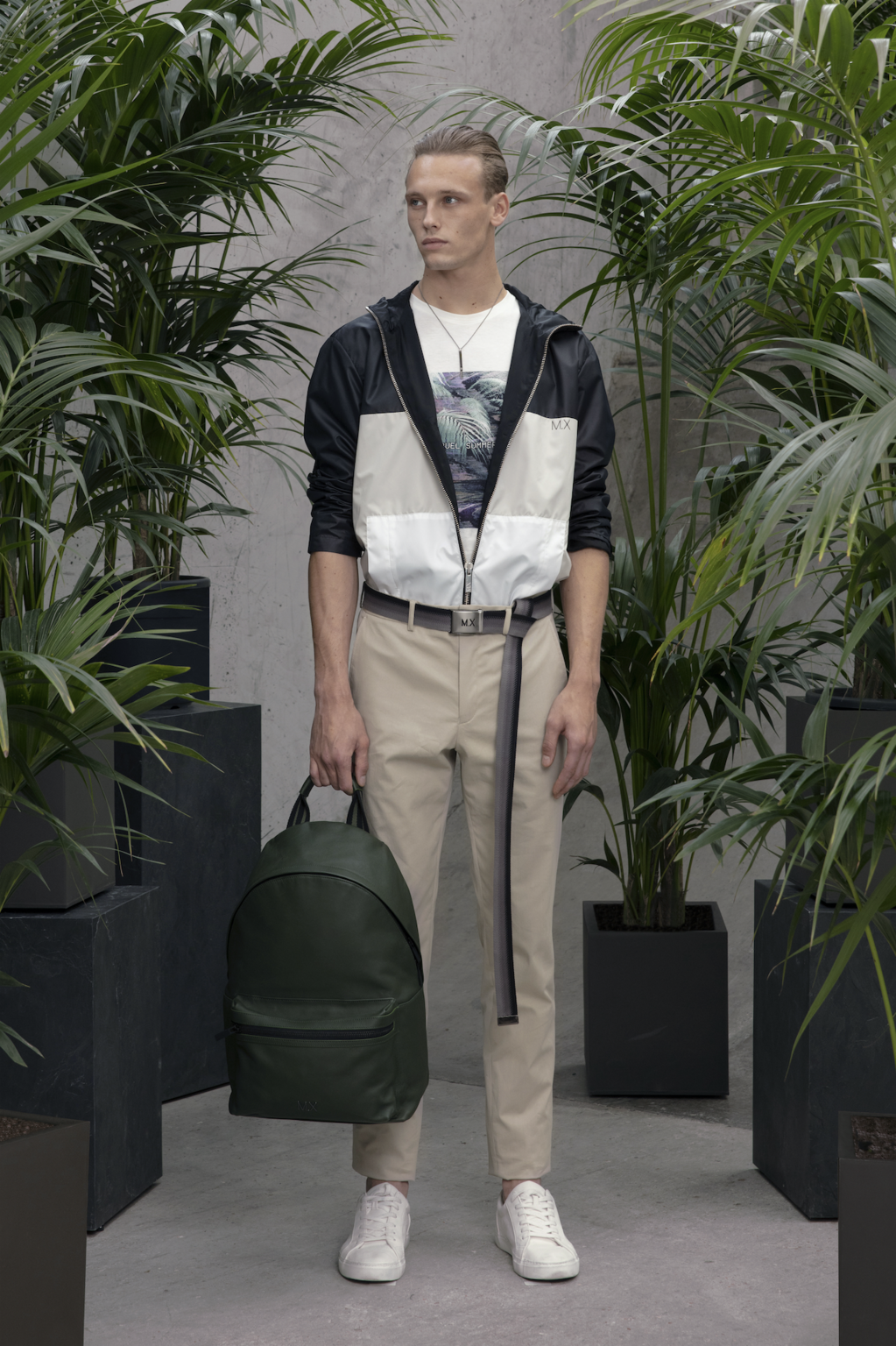 Fashion Week Paris Spring/Summer 2019 look 21 from the M.X PARIS collection menswear